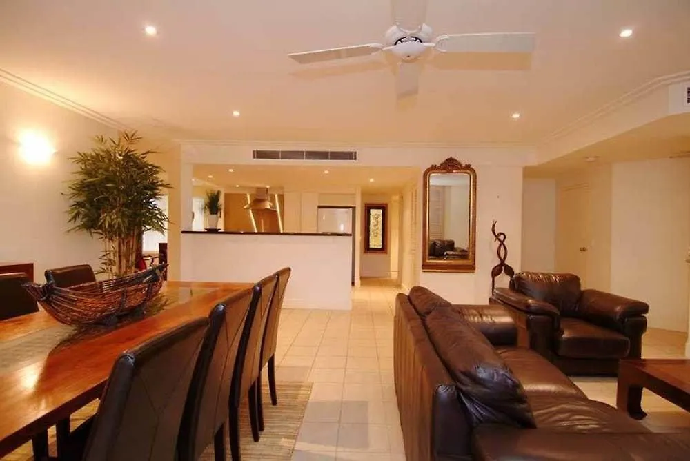 Mandalay Luxury Beachfront Apartments Port Douglas 5*,
